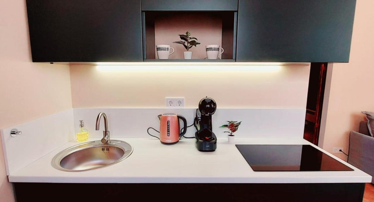 A+ Budapest Downtown Apartments Akacfa Экстерьер фото